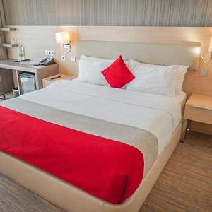 Habitación con Cama King